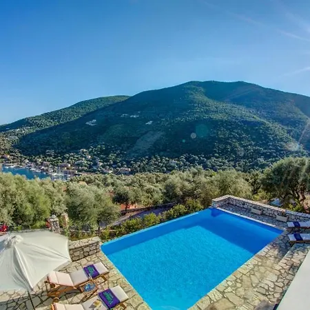 Sleeps 6 Pool Sivota (Lefkada)