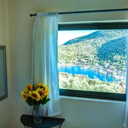 Sleeps 6 Pool Sivota (Lefkada)
